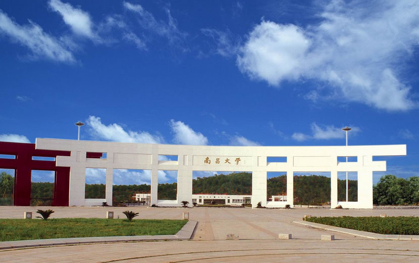 南昌大學(xué)-旭潔學(xué)校洗地機(jī)客戶(hù)